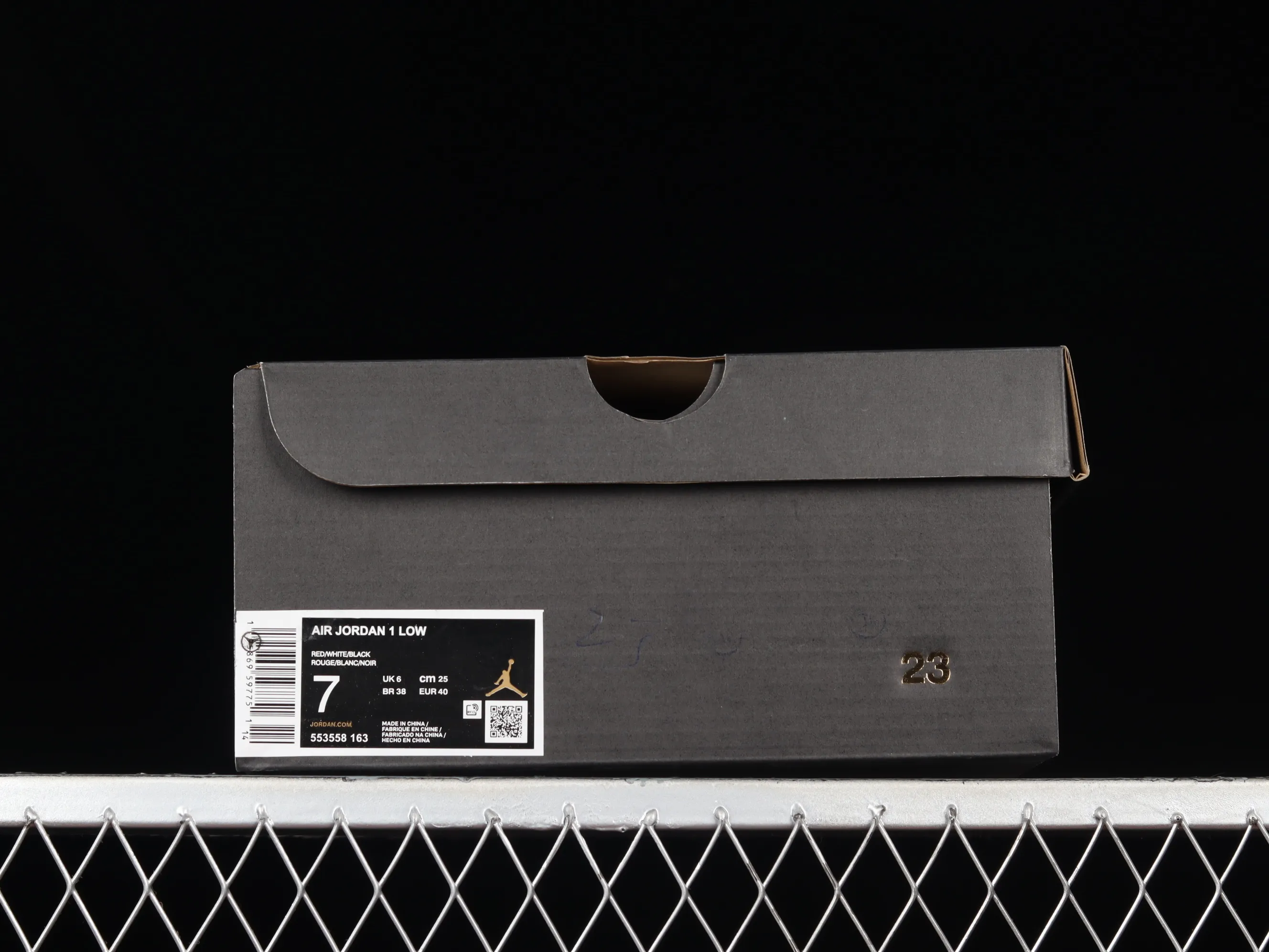 All categories Air Jordan Jordan series basketball shoes Air Jordan 1 Low Z version Air Jordan 1 Low AJ1 Joe 1 red, white and black Sports culture basketball shoes 553558-163